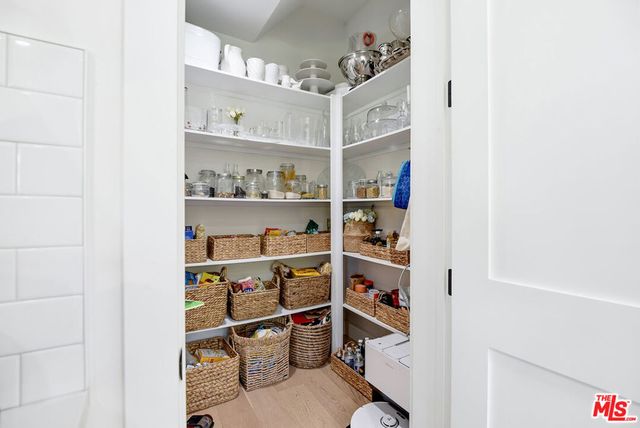 8308 Mcconnell Avenue, Los Angeles, CA 90045