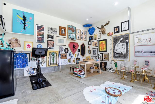 8308 Mcconnell Avenue, Los Angeles, CA 90045