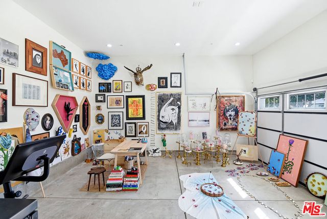 8308 Mcconnell Avenue, Los Angeles, CA 90045