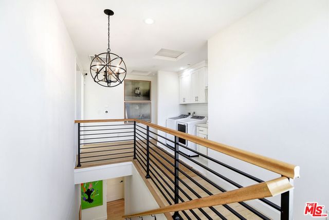 8308 Mcconnell Avenue, Los Angeles, CA 90045