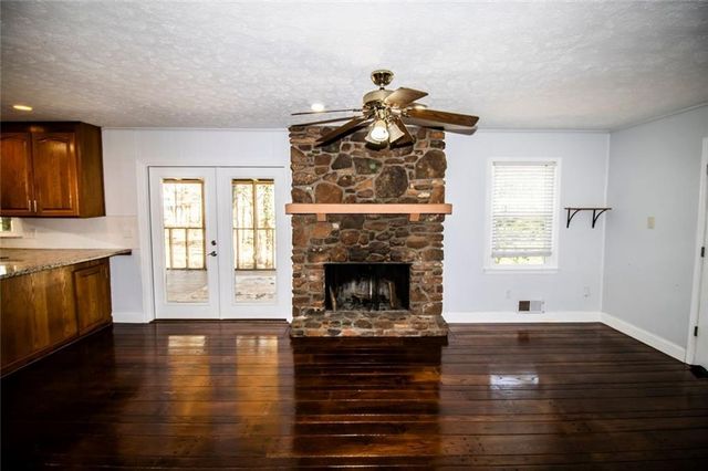 1158 Research NE Drive, Marietta, GA 30066