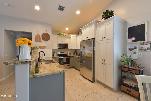 2059 N PINE Place, Casa Grande, AZ 85122