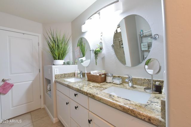 2059 N PINE Place, Casa Grande, AZ 85122