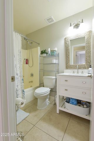 2059 N PINE Place, Casa Grande, AZ 85122