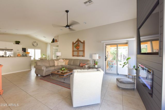 2059 N PINE Place, Casa Grande, AZ 85122