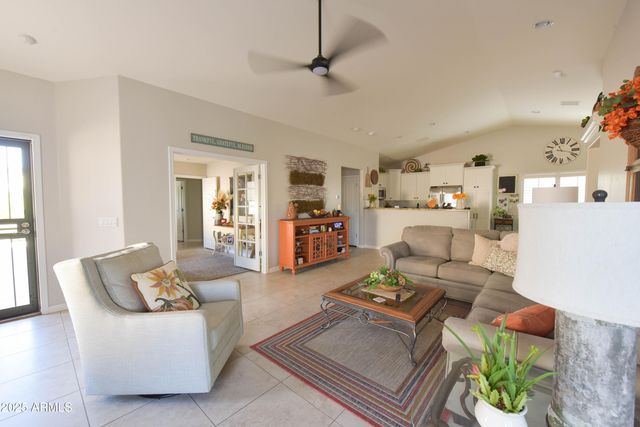 2059 N PINE Place, Casa Grande, AZ 85122