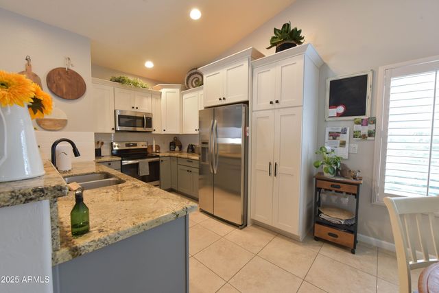 2059 N PINE Place, Casa Grande, AZ 85122