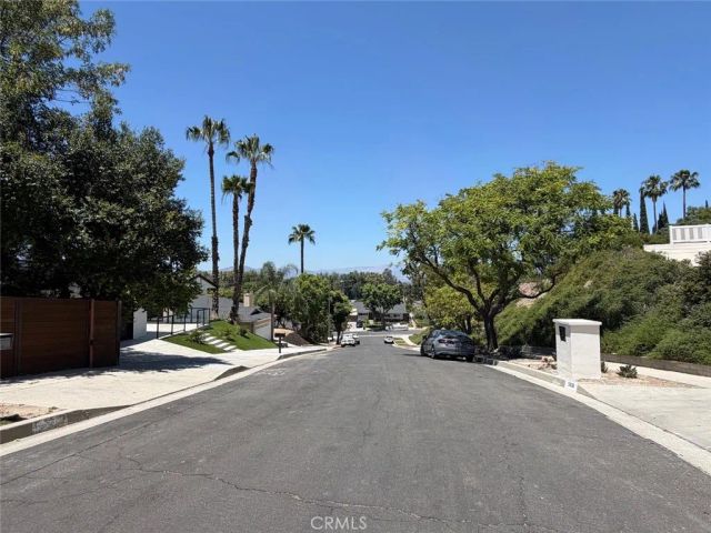5843 Nevada, Woodland Hills, CA 91367