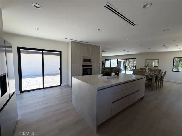 5843 Nevada, Woodland Hills, CA 91367