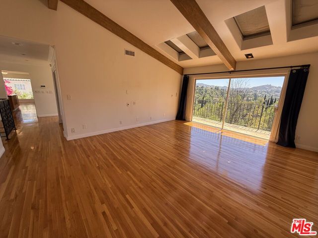 4613 Reforma Road, Woodland Hills (los Angeles), CA 91364