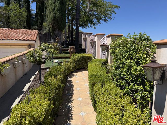 4613 Reforma Road, Woodland Hills (los Angeles), CA 91364
