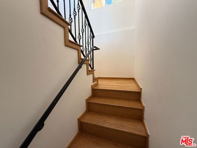 4613 Reforma Road, Woodland Hills (los Angeles), CA 91364