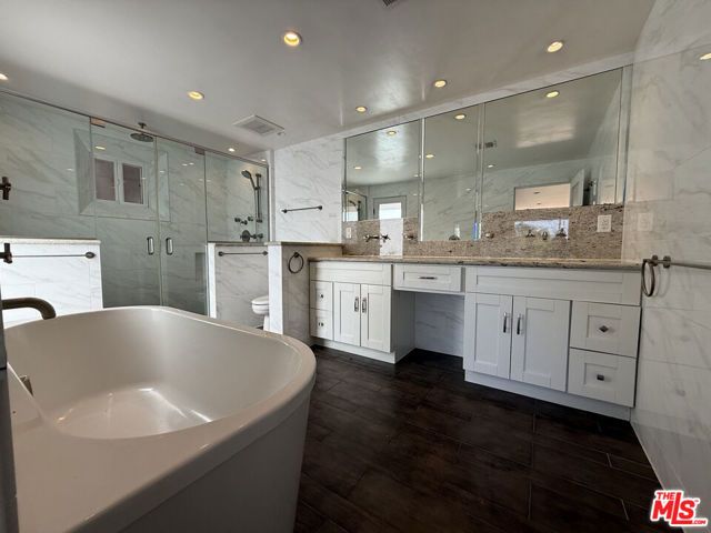 4613 Reforma Road, Woodland Hills (los Angeles), CA 91364