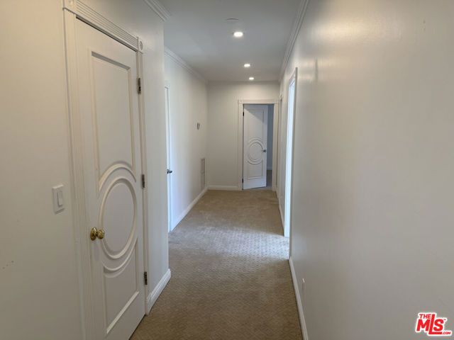4613 Reforma Road, Woodland Hills (los Angeles), CA 91364