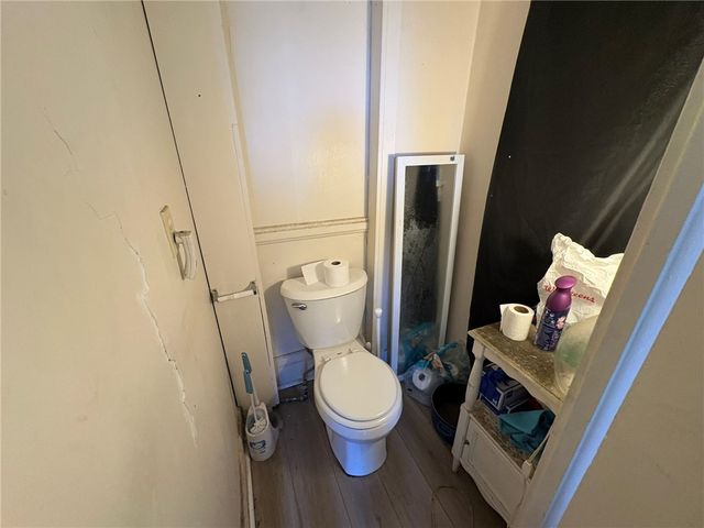 7 Riverbank Place, Rochester, NY 14621