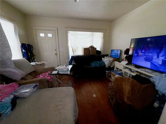 7 Riverbank Place, Rochester, NY 14621