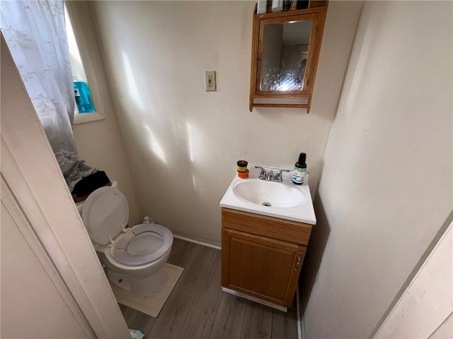 7 Riverbank Place, Rochester, NY 14621