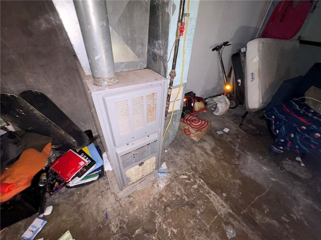 7 Riverbank Place, Rochester, NY 14621