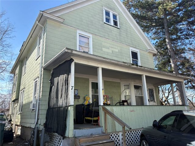 7 Riverbank Place, Rochester, NY 14621