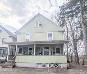 7 Riverbank Place, Rochester, NY 14621