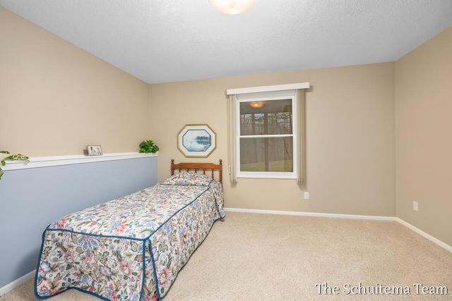 2614 Rolling Ridge Lane Nw, City Of Walker, MI 49534