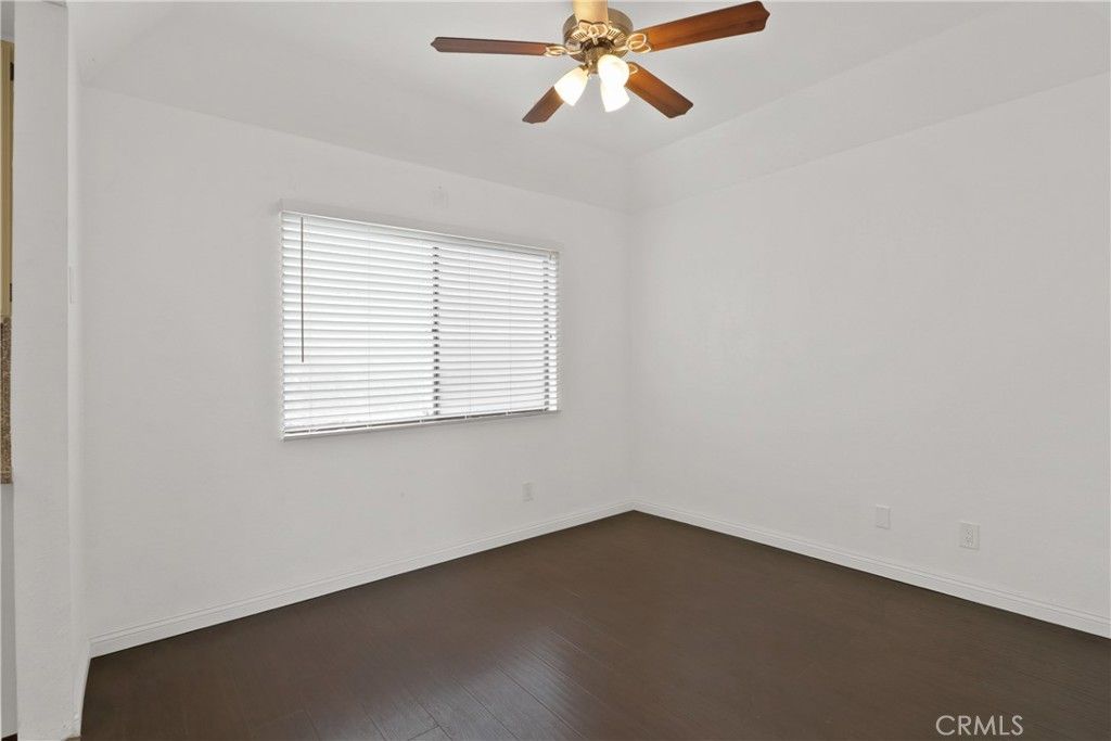 Image 11 of property listing at 2501 W Grand Avenue 1, Alhambra, CA 91801