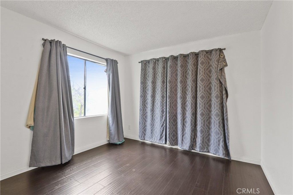 Image 19 of property listing at 2501 W Grand Avenue 1, Alhambra, CA 91801