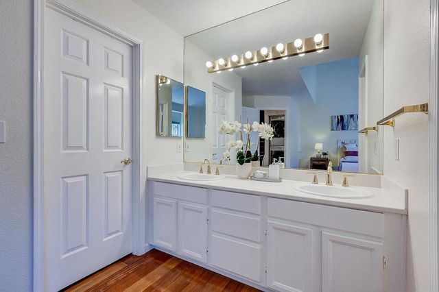 20667 Gardenside, Cupertino, CA 95014