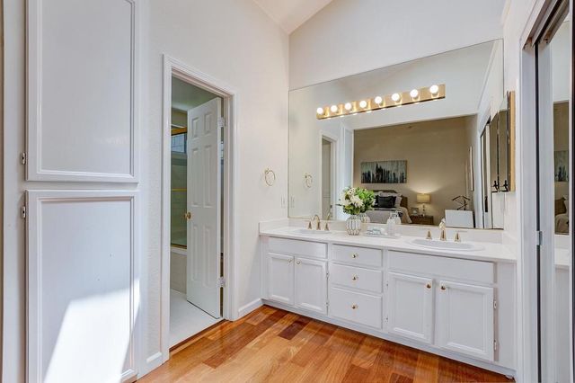 20667 Gardenside, Cupertino, CA 95014