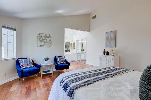 20667 Gardenside, Cupertino, CA 95014