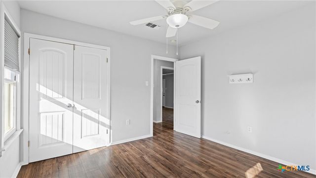 420 Wallace Street, Seguin, TX 78155