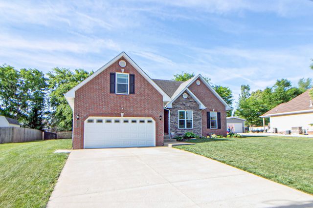 1088 Jon Dr, Clarksville, TN 37043