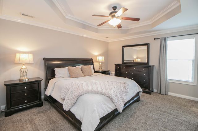 1088 Jon Dr, Clarksville, TN 37043