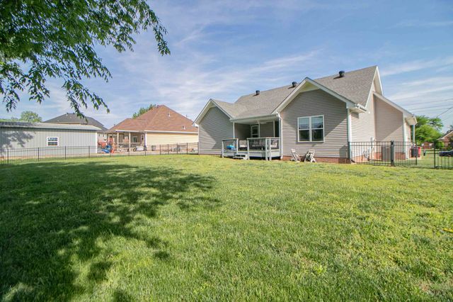 1088 Jon Dr, Clarksville, TN 37043