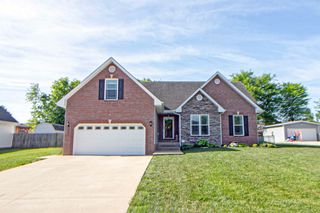 1088 Jon Dr, Clarksville, TN 37043