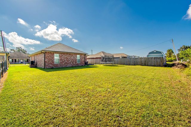 2504 Pineridge Street, Thibodaux, LA 70301