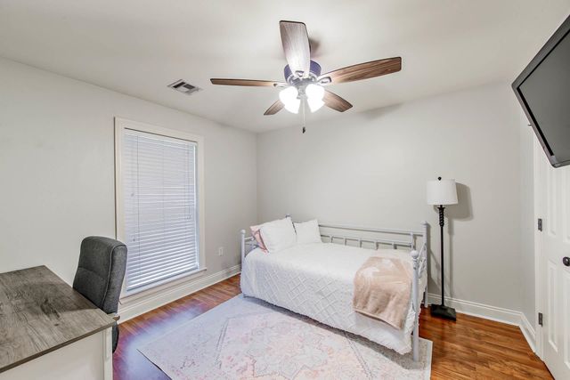 2504 Pineridge Street, Thibodaux, LA 70301