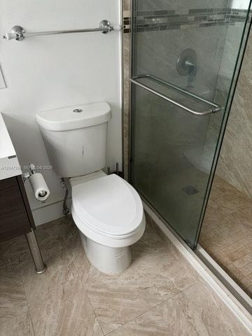 137 Golden Isles Dr 1212, Hallandale Beach, FL 33009