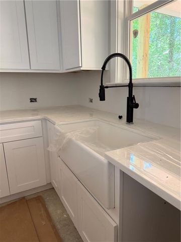 2962 Graham Gardens Lane, Marietta, GA 30062