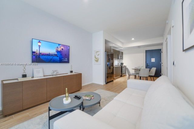 398 NE 5th St 4210, Miami, FL 33132