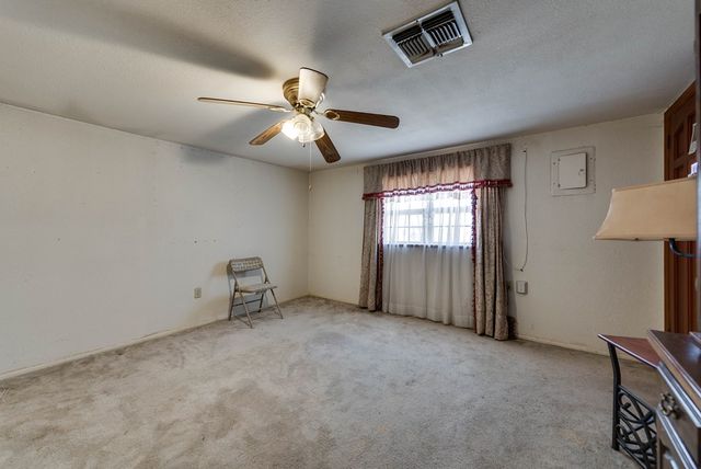 608 NE 9th St, Big Spring, TX 79720