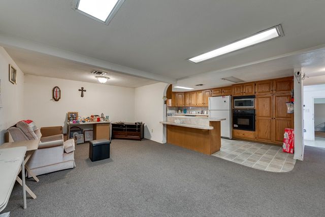 608 NE 9th St, Big Spring, TX 79720