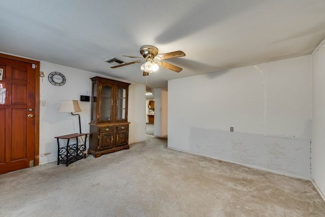 608 NE 9th St, Big Spring, TX 79720