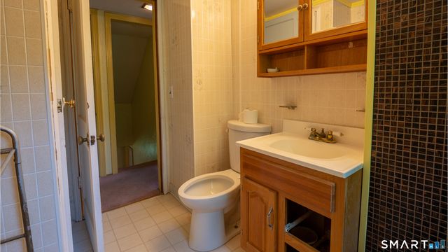 40 Packard Street, Manchester, CT 06040