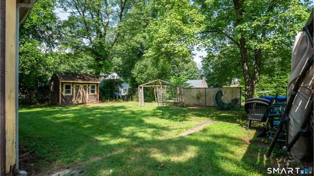 40 Packard Street, Manchester, CT 06040