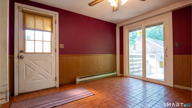 40 Packard Street, Manchester, CT 06040