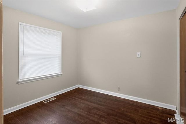 10428 Ashbrook Drive, St Louis, MO 63137