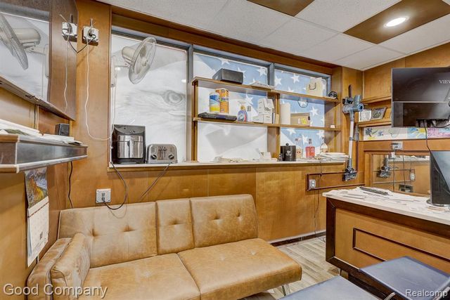24354 John R Road, Hazel Park, MI 48030