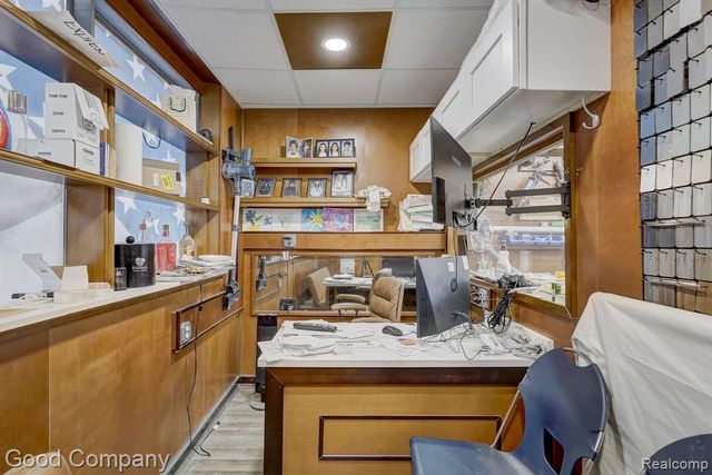 24354 John R Road, Hazel Park, MI 48030