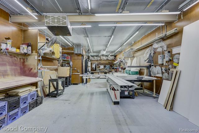 24354 John R Road, Hazel Park, MI 48030